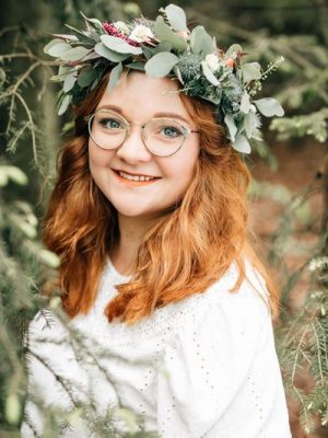 Tannengrün – Brautmoden und Floristik für deine Hochzeit Tannengrün Brautmoden – Hochzeitsfloristik und Brautkleider in Mecklenburg-Vorpommern